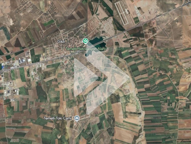 Millet Bahçesine 150 m. 26000 m2 Tarla-1